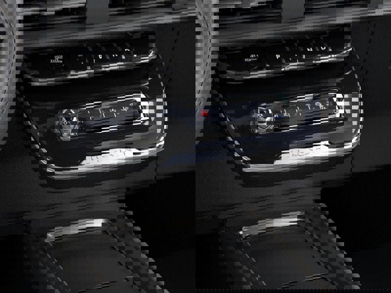 New 2025 Lincoln Corsair Premiere w/ Equipment Group 101A image 15