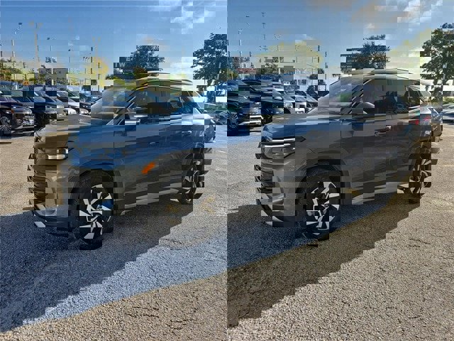 New 2026 Volkswagen Tiguan S image 5