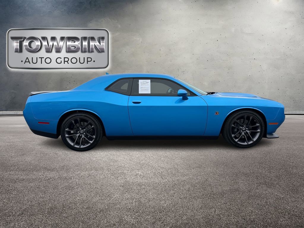 Used 2023 Dodge Challenger R/T Scat Pack RWD image 4