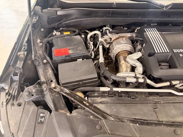Used 2024 Chevrolet Suburban High Country AWD/4WD image 53
