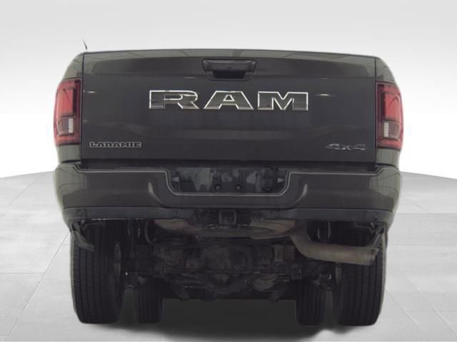Used 2025 RAM 2500 Laramie AWD/4WD image 12