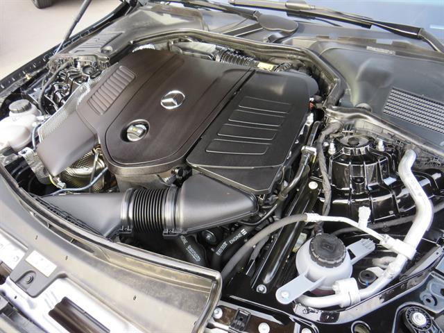 Used 2025 Mercedes-Benz C 300 4MATIC Sedan image 7