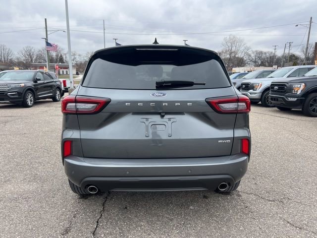 Certified 2023 Ford Escape ST-Line Select w/ Tech Pack #1 AWD/4WD image 5
