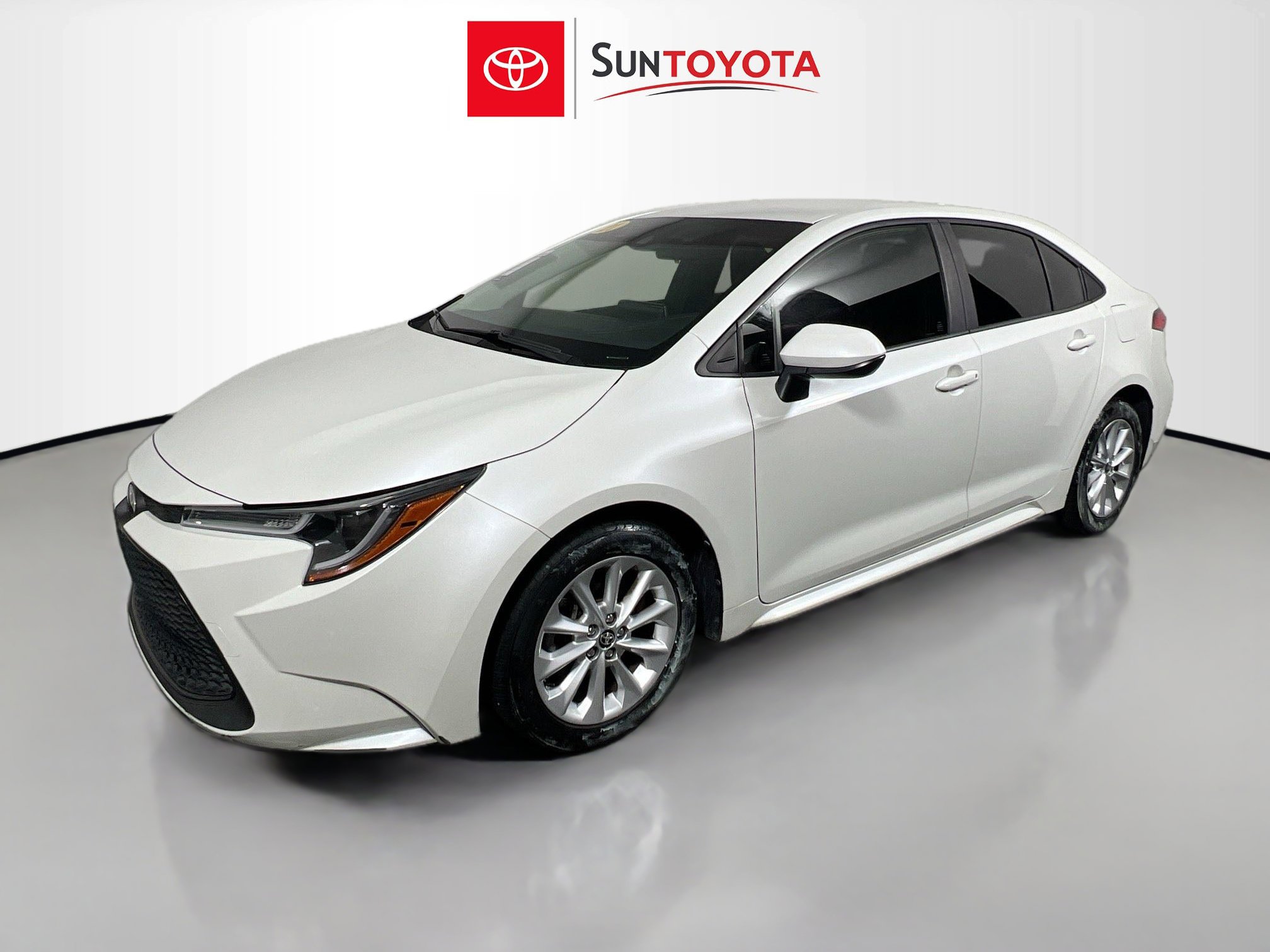 Used 2021 Toyota Corolla LE w/ LE Convenience Package FWD image 9