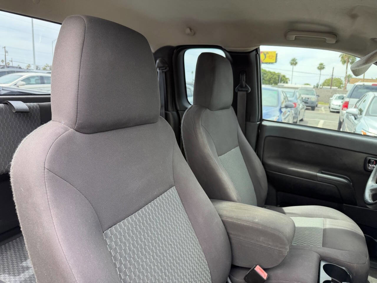 Used 2012 GMC Canyon W/T RWD image 24