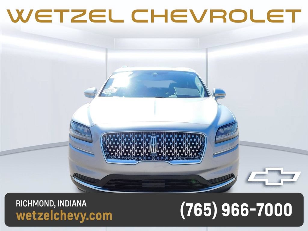 Used 2023 Lincoln Nautilus Reserve AWD/4WD image 8