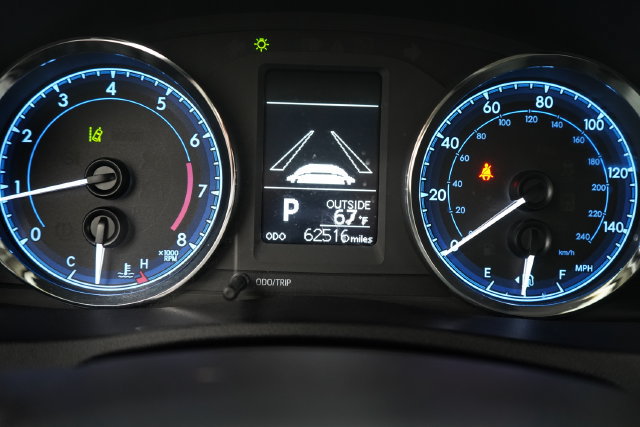 Used 2018 Toyota Corolla LE FWD image 23