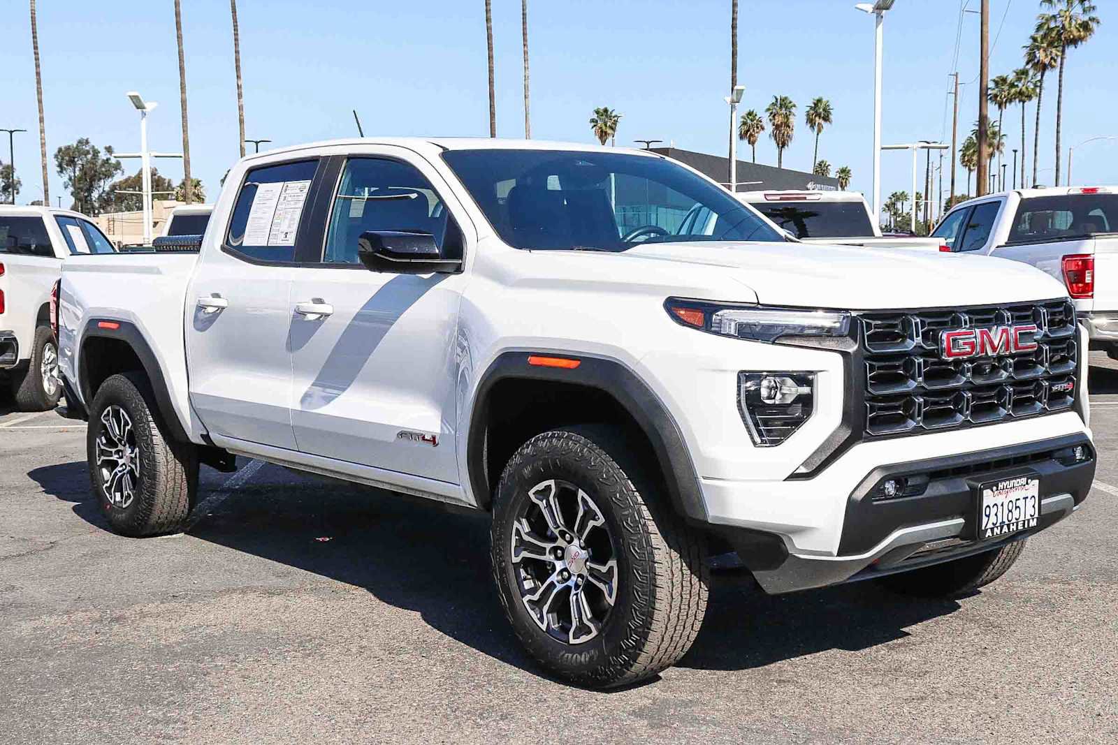 Used 2023 GMC Canyon AT4 w/ AT4 Premium Package image 3