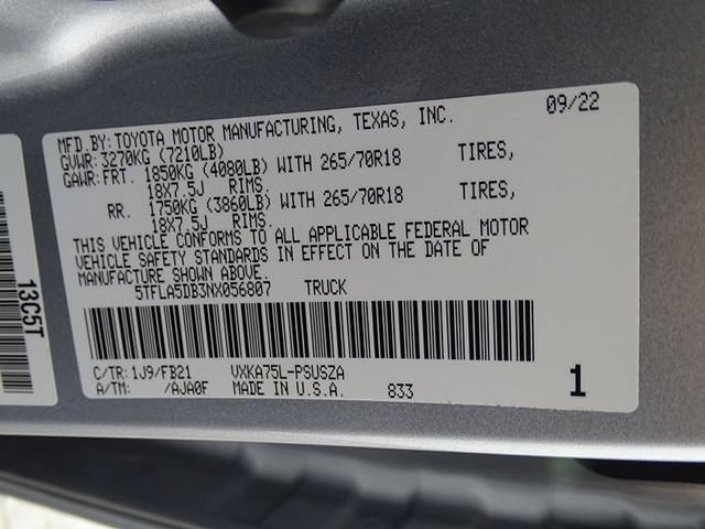 Used 2022 Toyota Tundra SR5 w/ SR5 Convenience Package AWD/4WD image 18