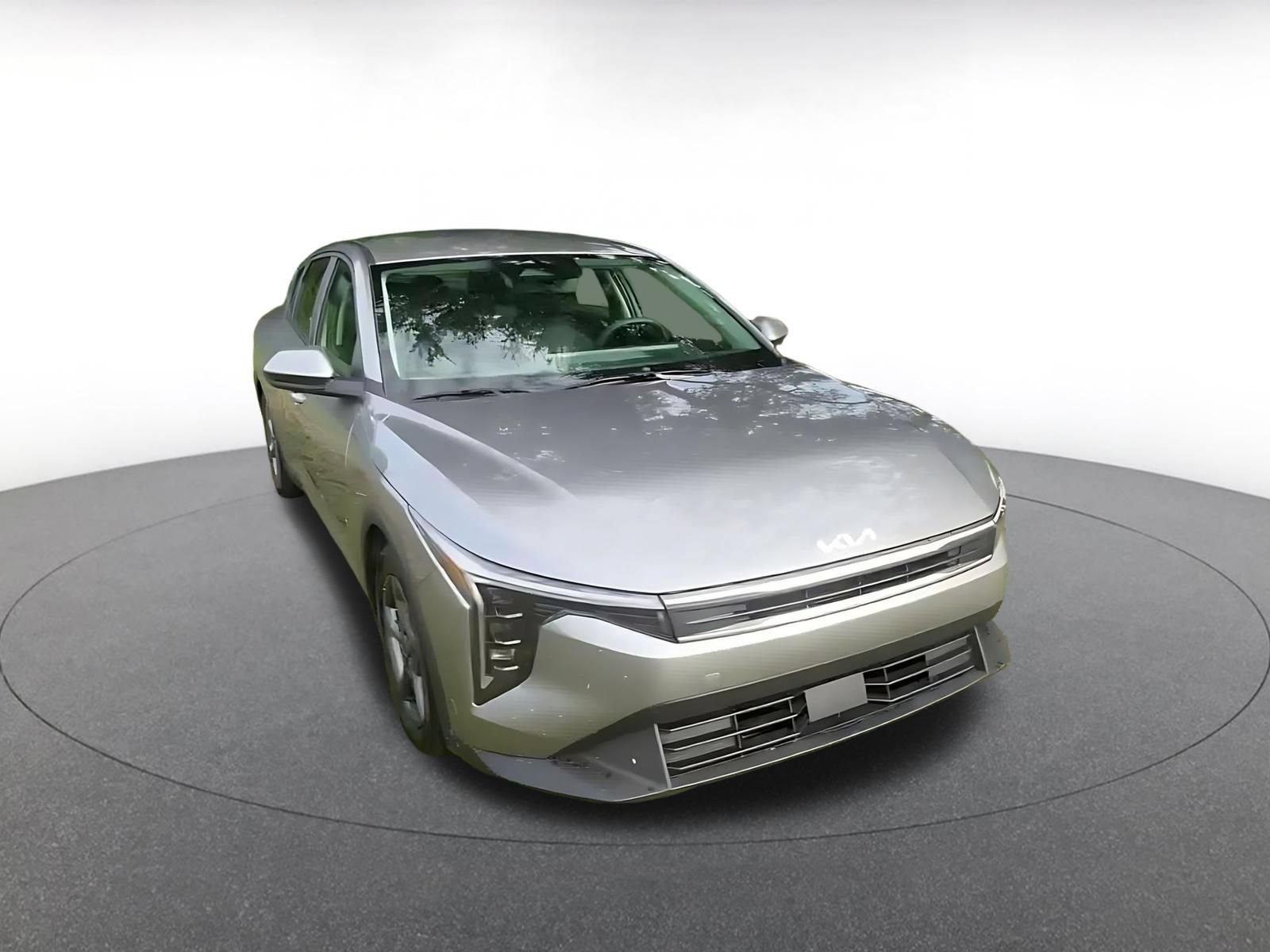 Used 2025 Kia K4 FWD image 3