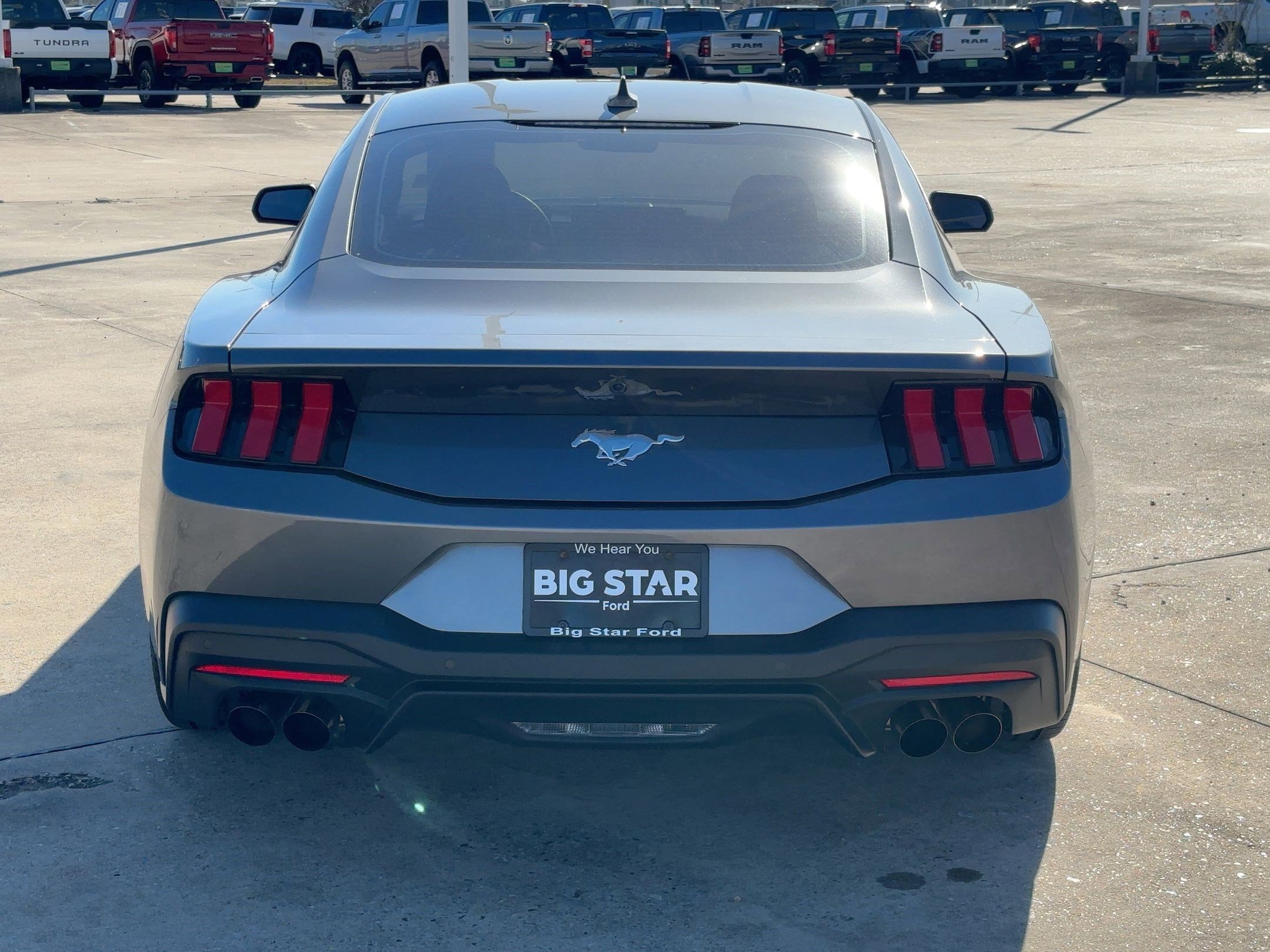 Used 2024 Ford Mustang EcoBoost image 5
