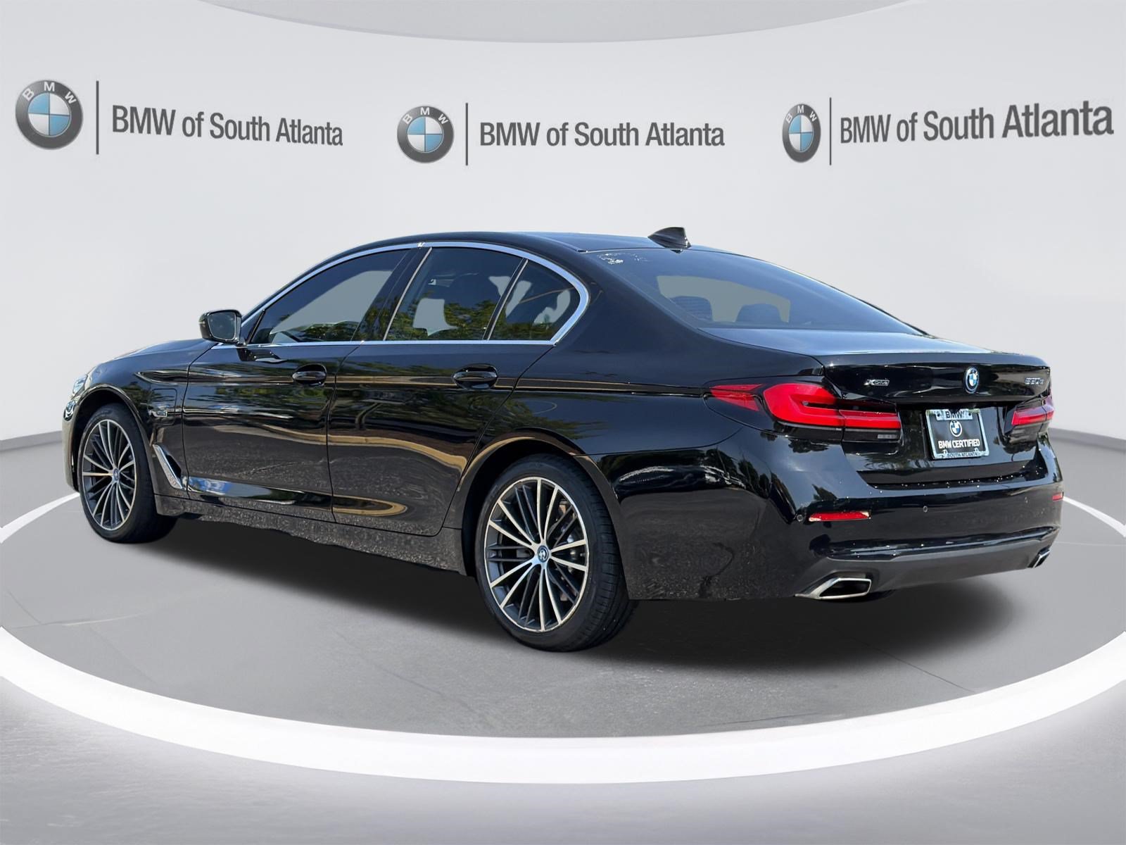 Used 2023 BMW 530e xDrive w/ Premium Package AWD/4WD image 24