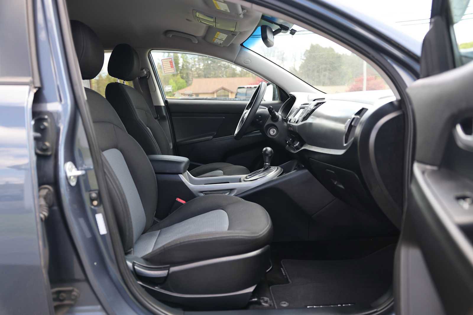 Used 2015 Kia Sportage LX AWD/4WD image 9
