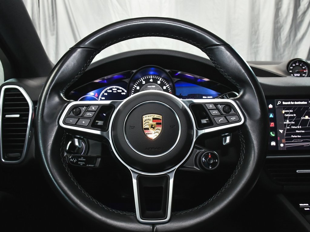 Used 2022 Porsche Cayenne Coupe image 33