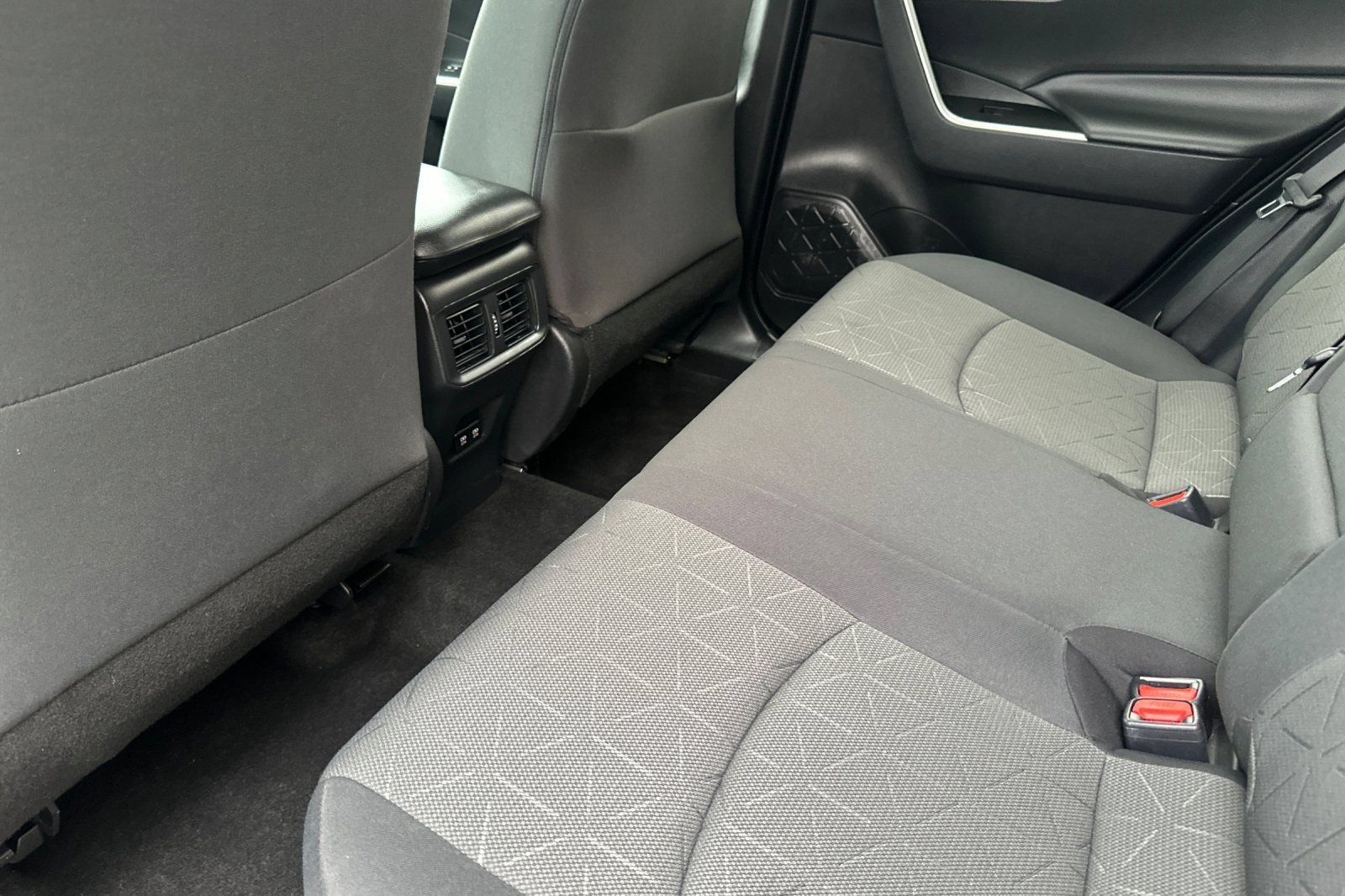 Certified 2021 Toyota RAV4 XLE AWD/4WD image 12