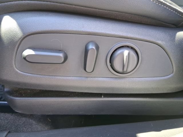 Used 2023 Buick Encore GX Select FWD image 12