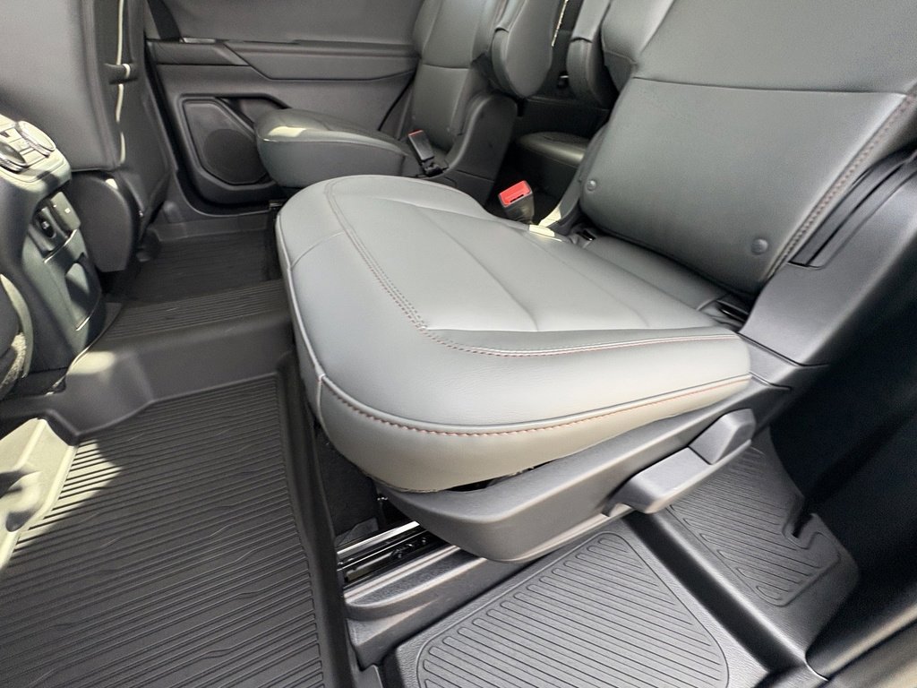 New 2026 Ford Explorer Active w/ Active Comfort Package image 23