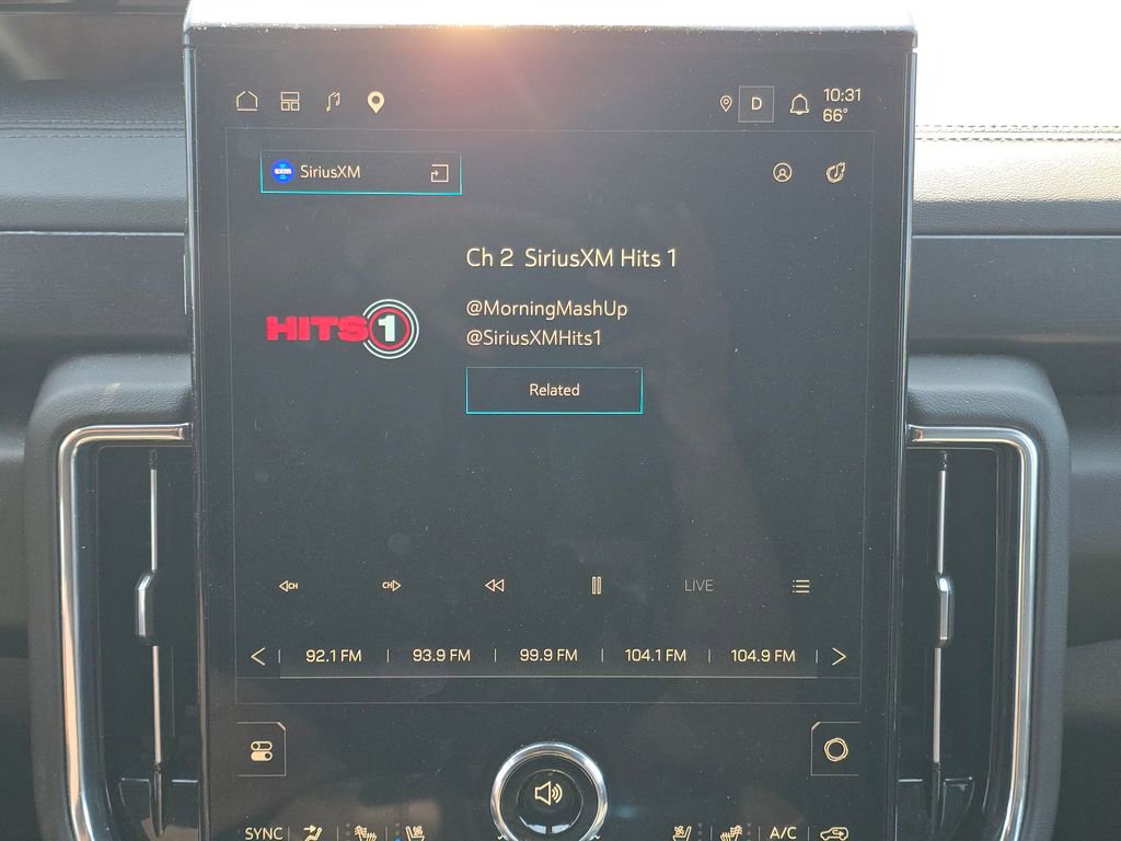 Used 2025 GMC Yukon Denali AWD/4WD image 22