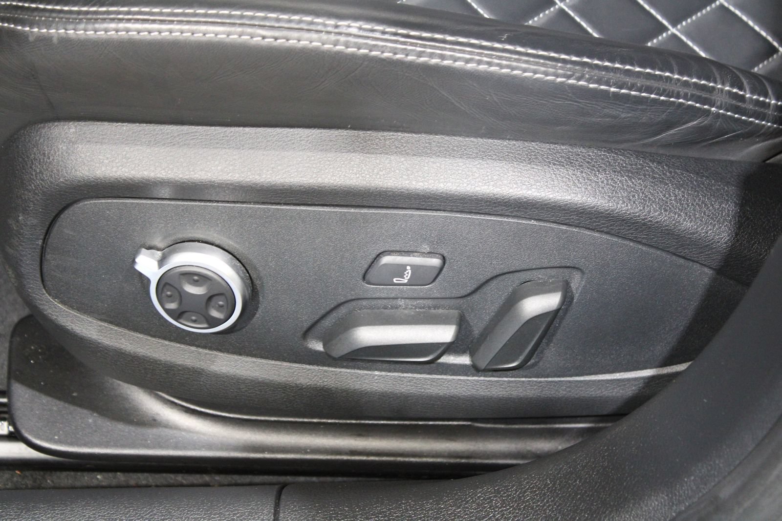 Used 2023 Audi S5 Premium Plus w/ Premium Plus Package AWD/4WD image 21