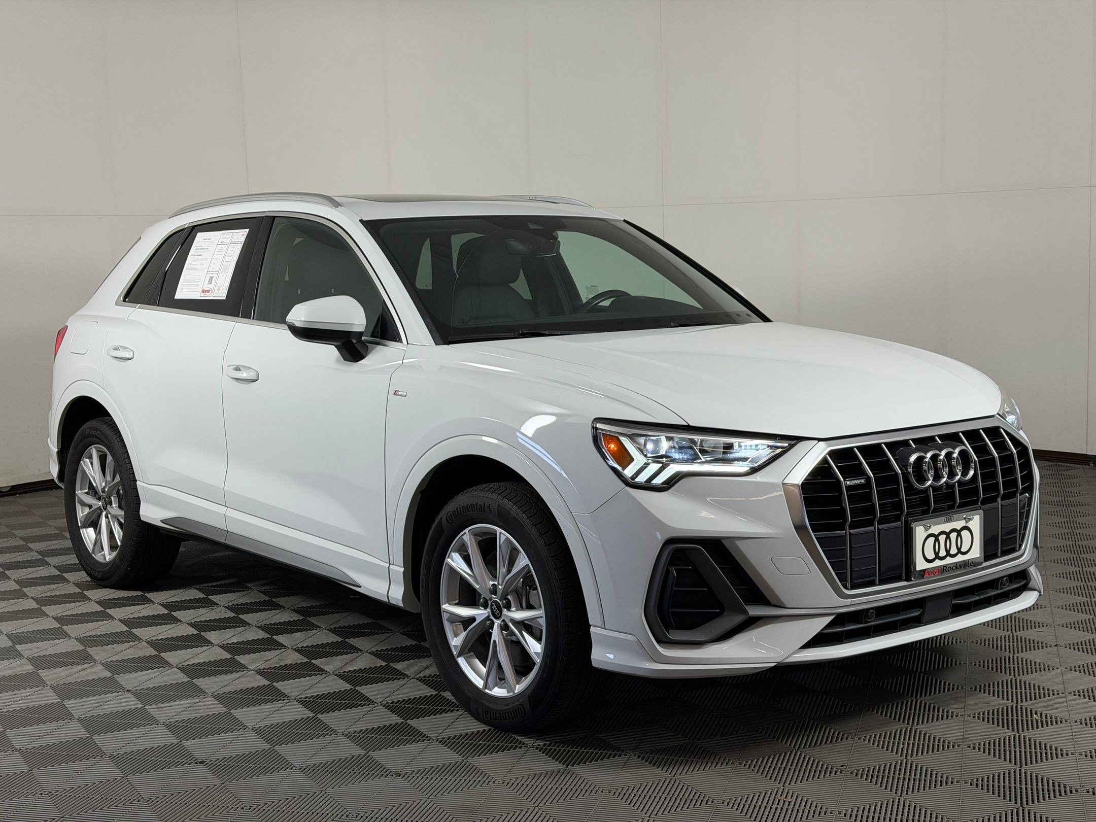 Certified 2023 Audi Q3 2.0T Premium Plus w/ Premium Plus Package AWD/4WD image 7