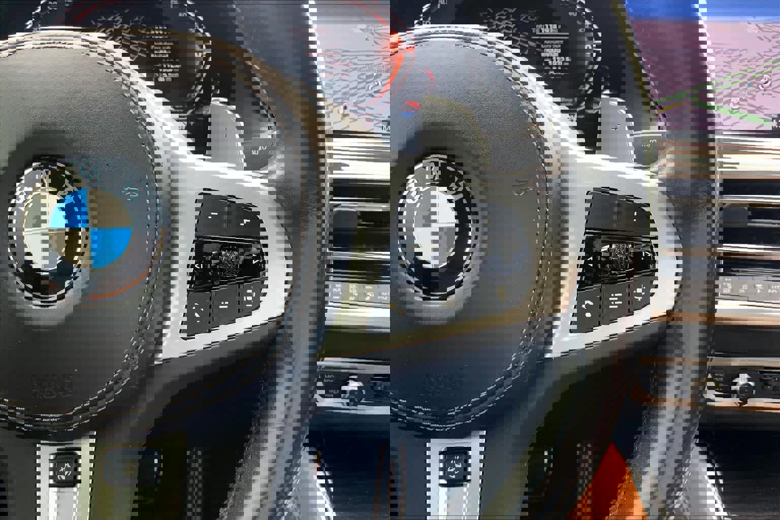 Used 2023 BMW X6 xDrive40i w/ M Sport Package image 17