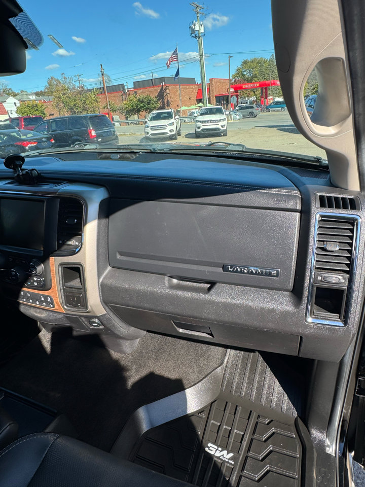 Used 2014 RAM 1500 Laramie w/ Convenience Group image 26