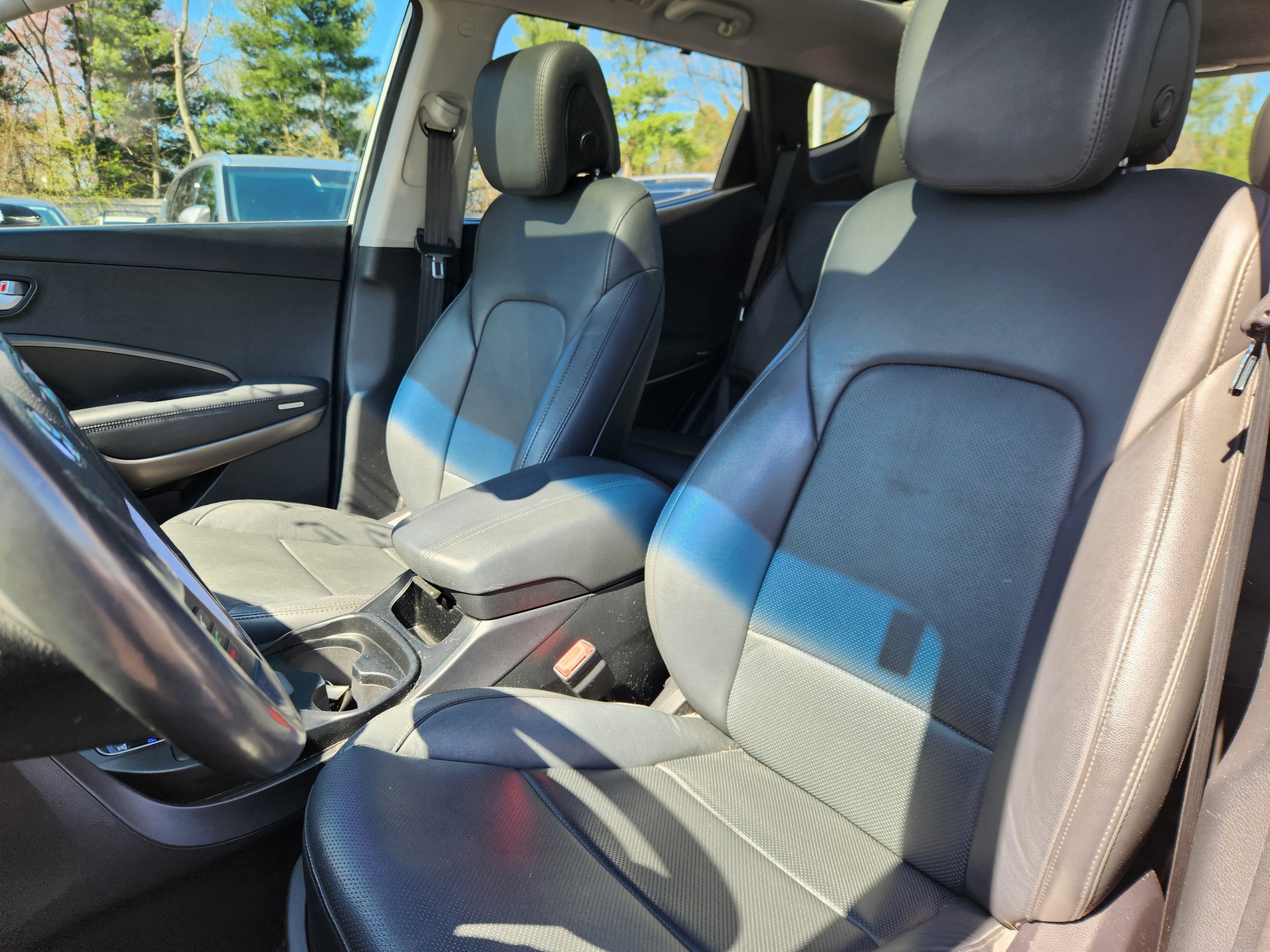 Used 2018 Hyundai Santa Fe Sport w/ Cargo Package image 7