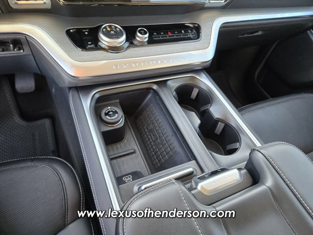 Used 2025 Ford Expedition Platinum AWD/4WD image 31
