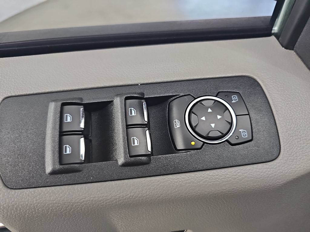 Used 2020 Ford F150 XLT w/ Equipment Group 302A Luxury AWD/4WD image 32
