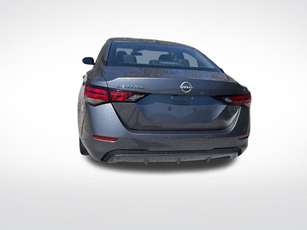 Used 2025 Nissan Sentra SV image 13