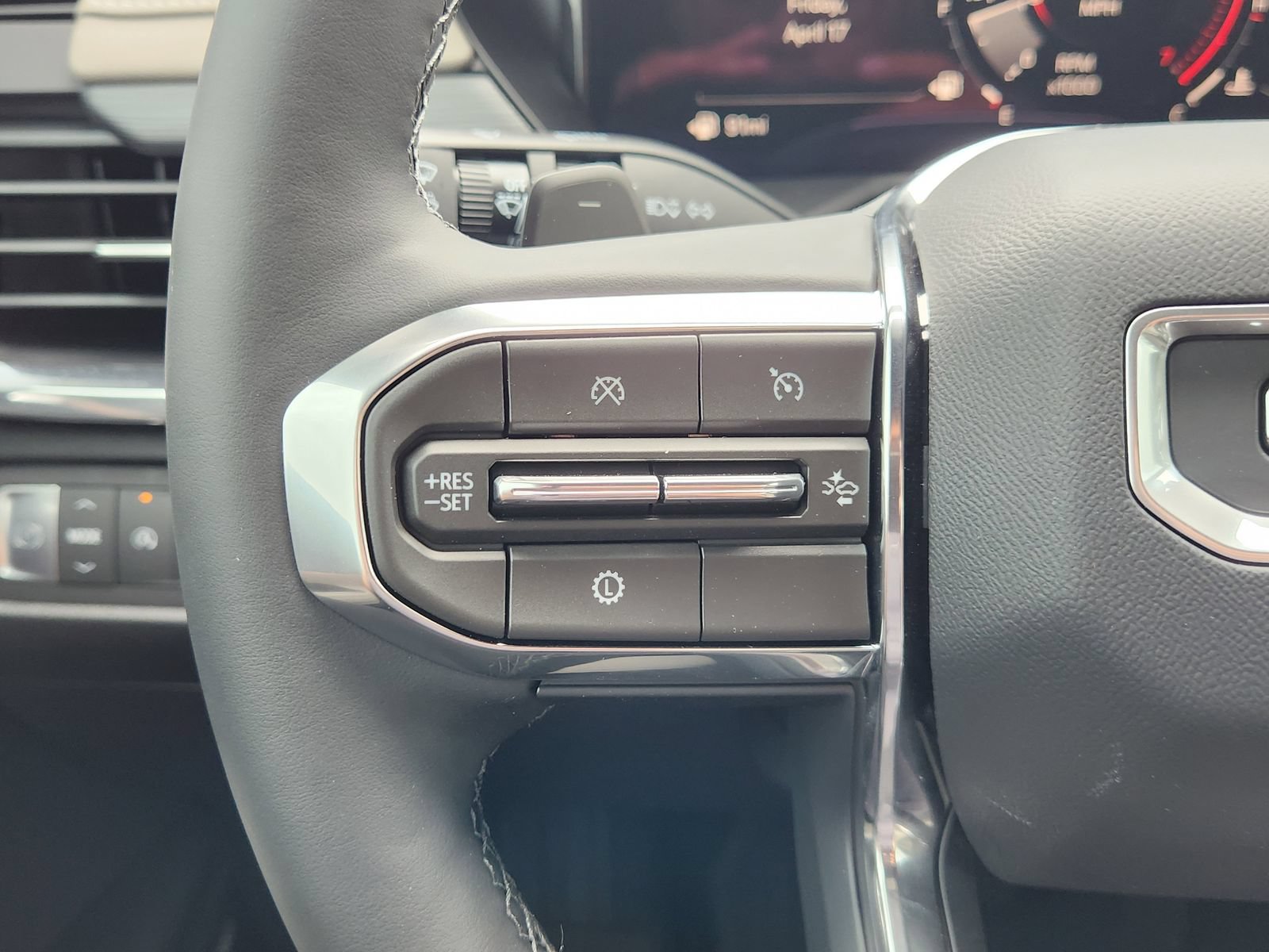 New 2026 GMC Acadia Elevation w/ Elevation Premium Package FWD image 32