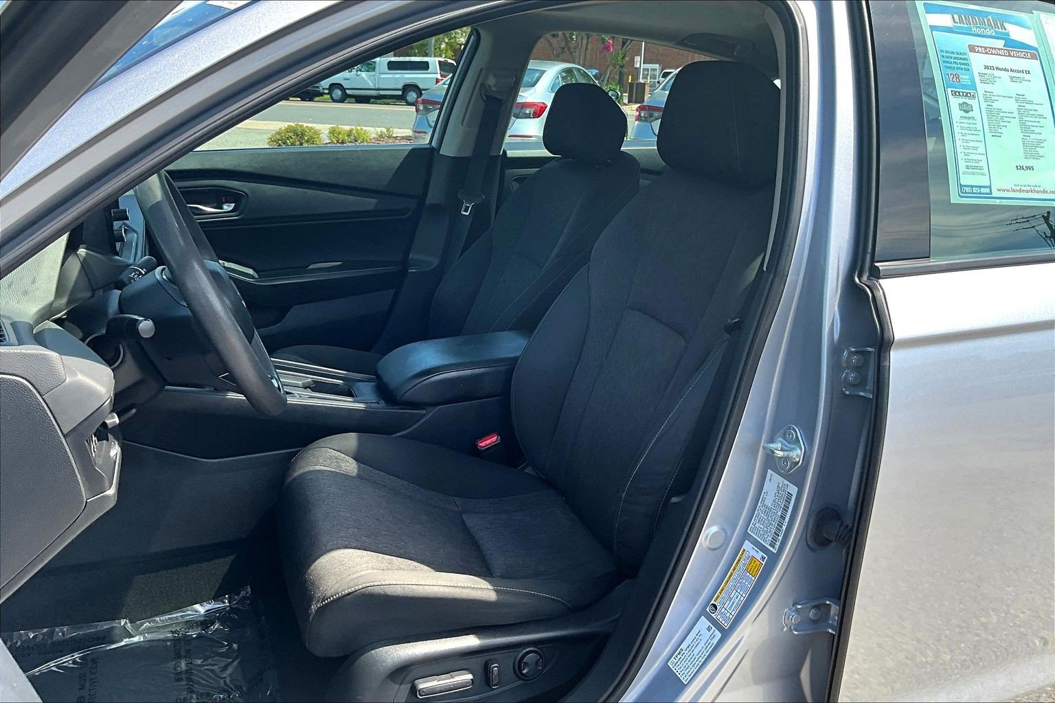 Used 2023 Honda Accord EX image 26