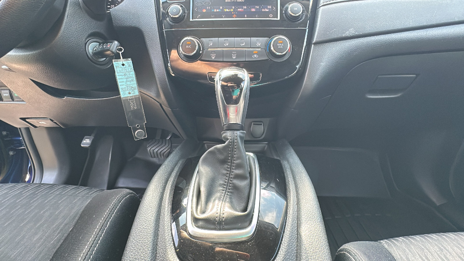 Used 2019 Nissan Rogue S AWD/4WD image 21