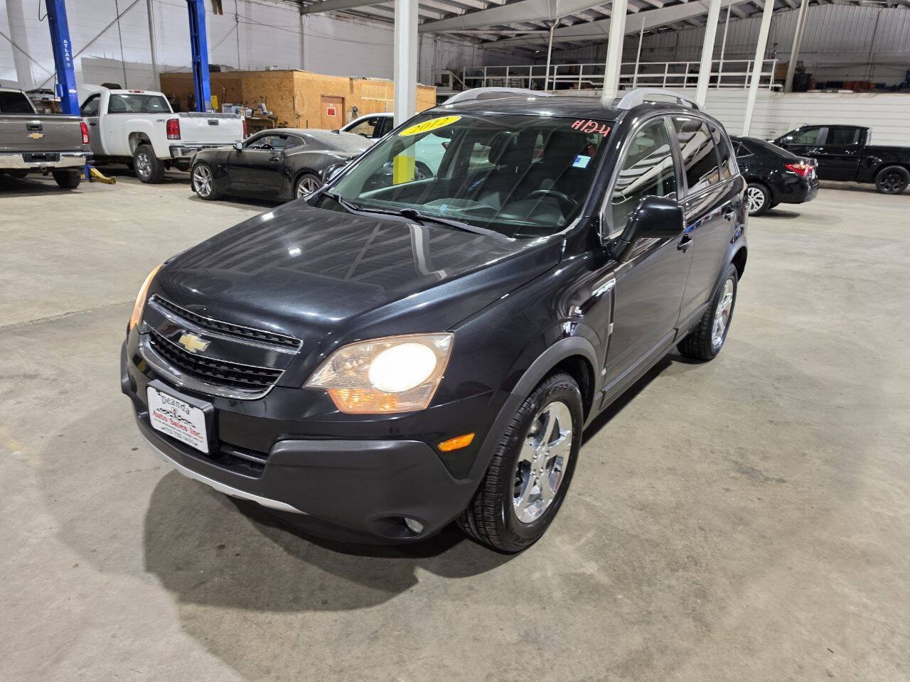 Used 2012 Chevrolet Captiva Sport LS FWD image 3