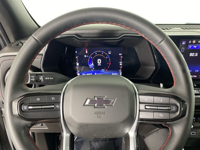 Used 2023 Chevrolet Colorado Z71 w/ Z71 Convenience Package 2 AWD/4WD image 23
