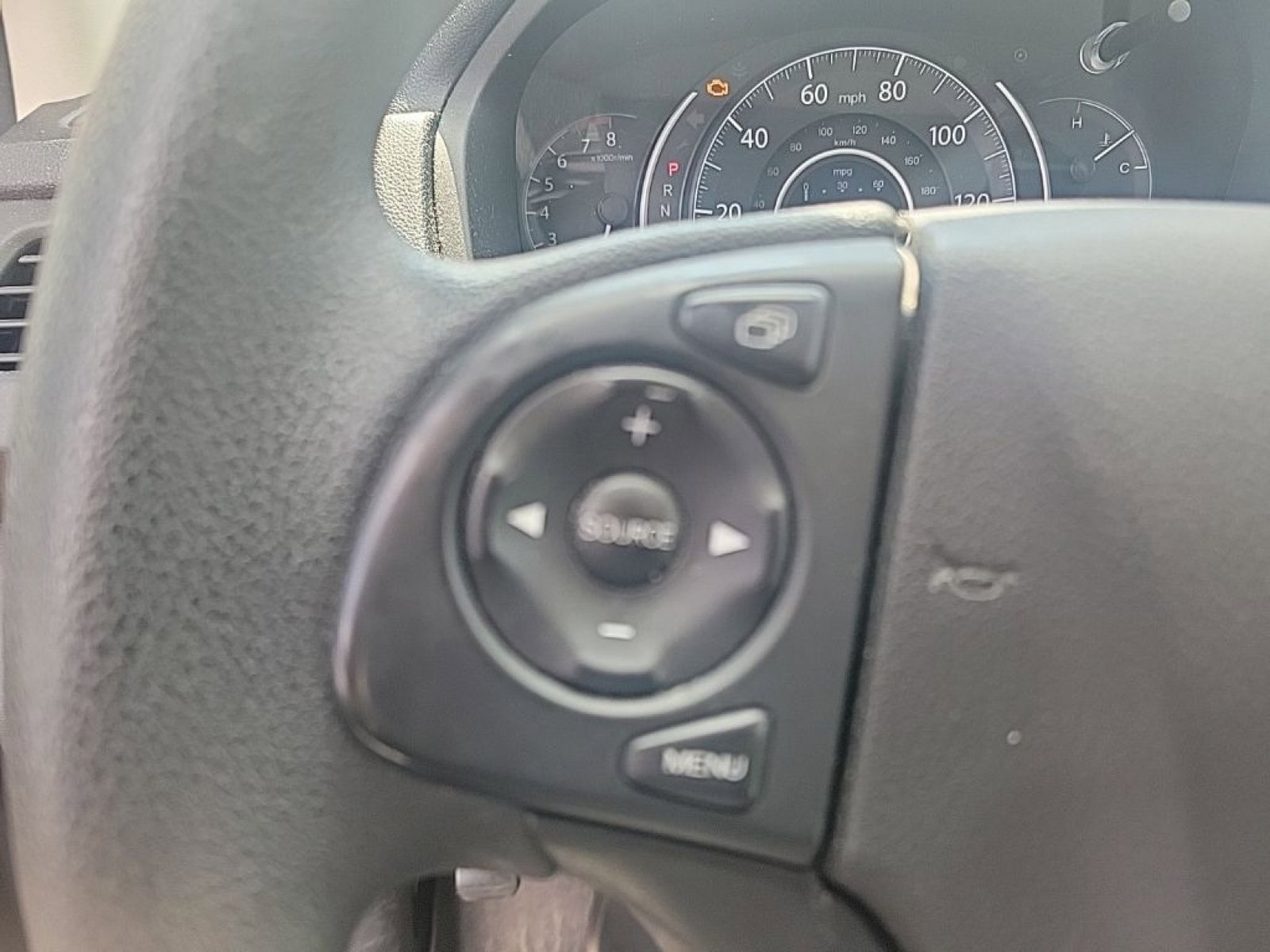 Used 2015 Honda CR-V LX image 19