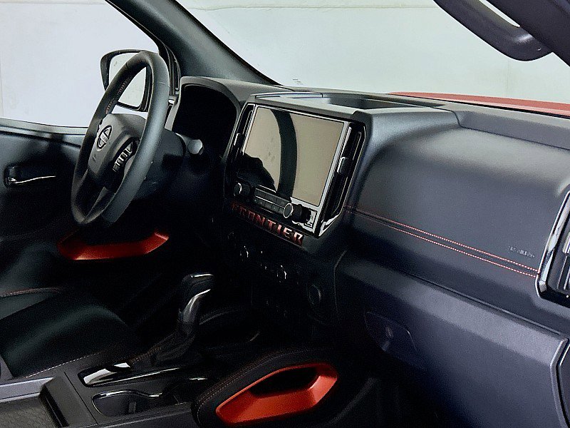 New 2025 Nissan Frontier PRO-4X image 26