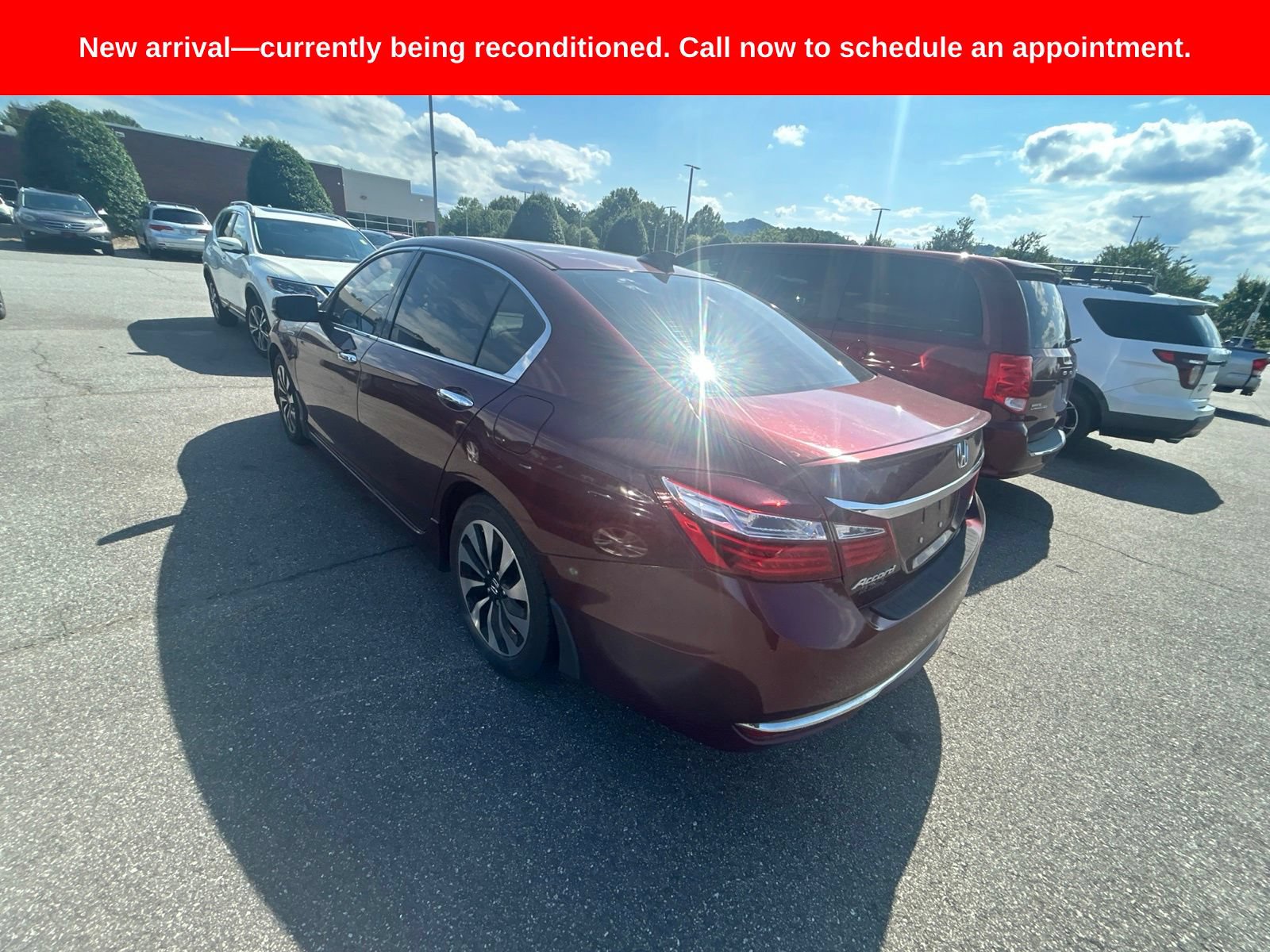 Used 2017 Honda Accord Touring image 11