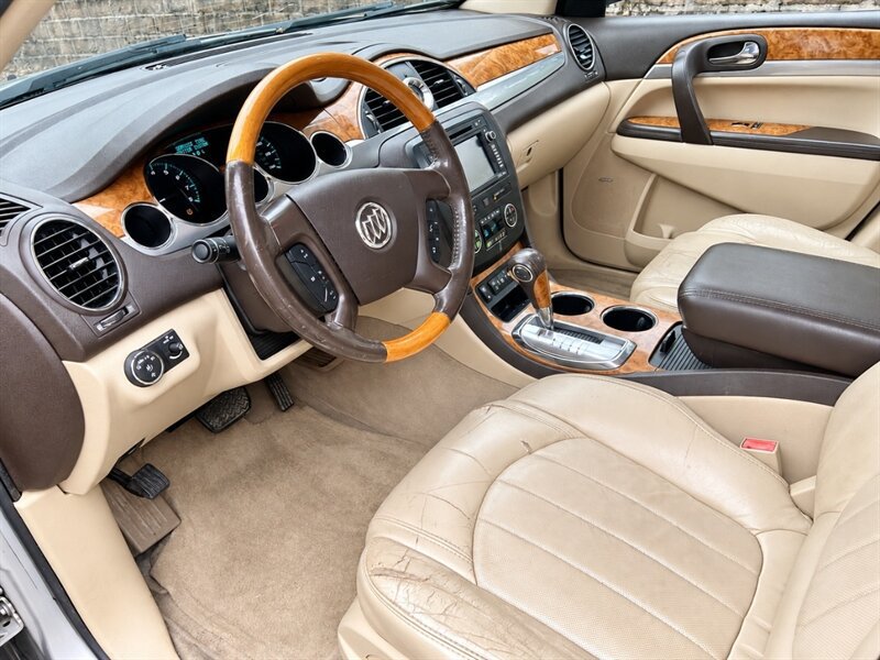 Used 2010 Buick Enclave CXL w/ Trailering Provision Package AWD/4WD image 9