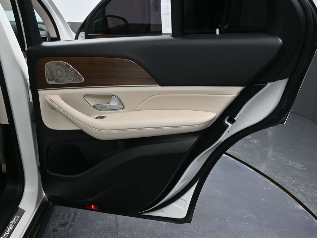 Used 2022 Mercedes-Benz GLE 350 w/ Premium Package image 39