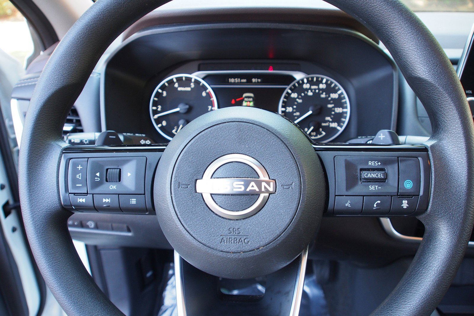 Used 2023 Nissan Rogue SV FWD image 21