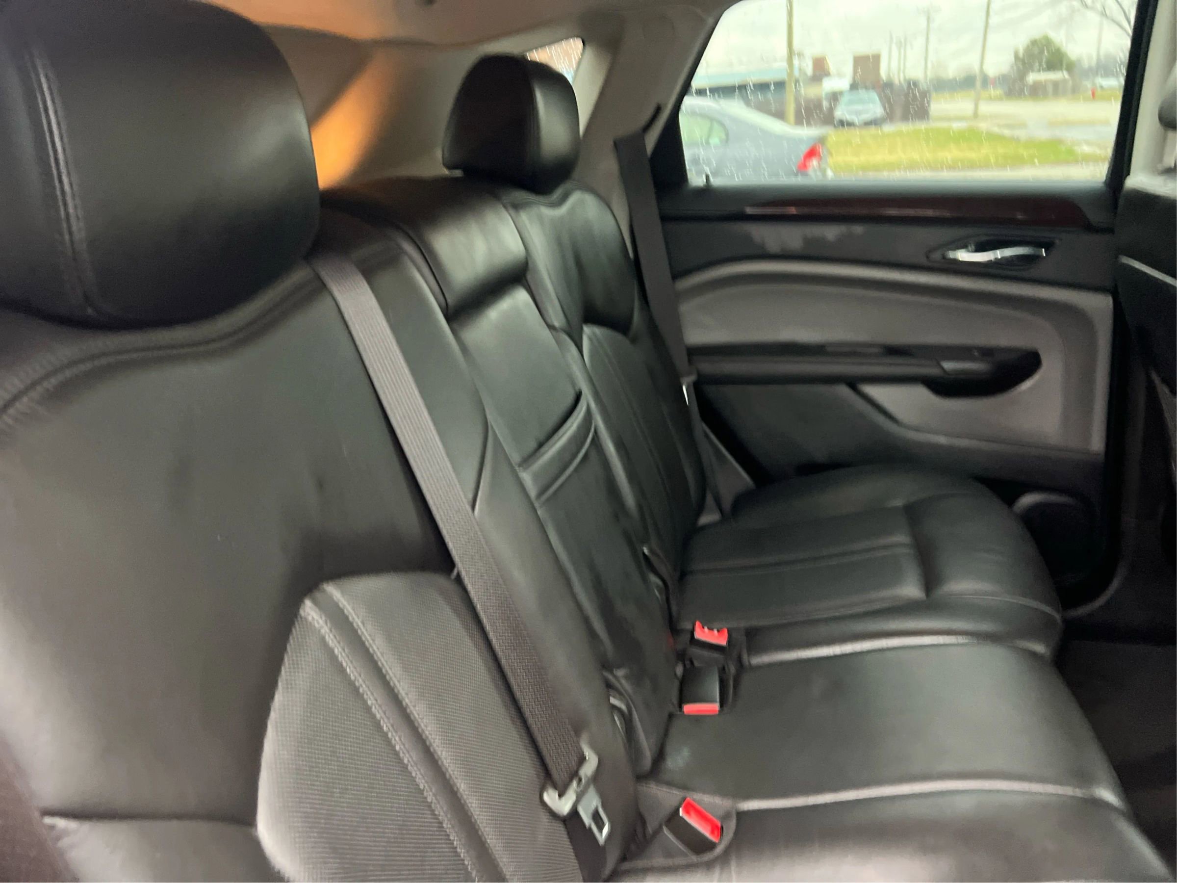 Used 2010 Cadillac SRX Luxury image 26