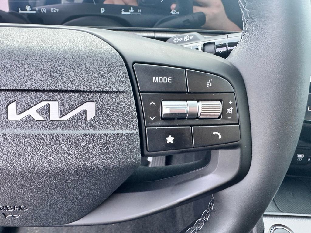 New 2026 Kia Sportage SX image 13