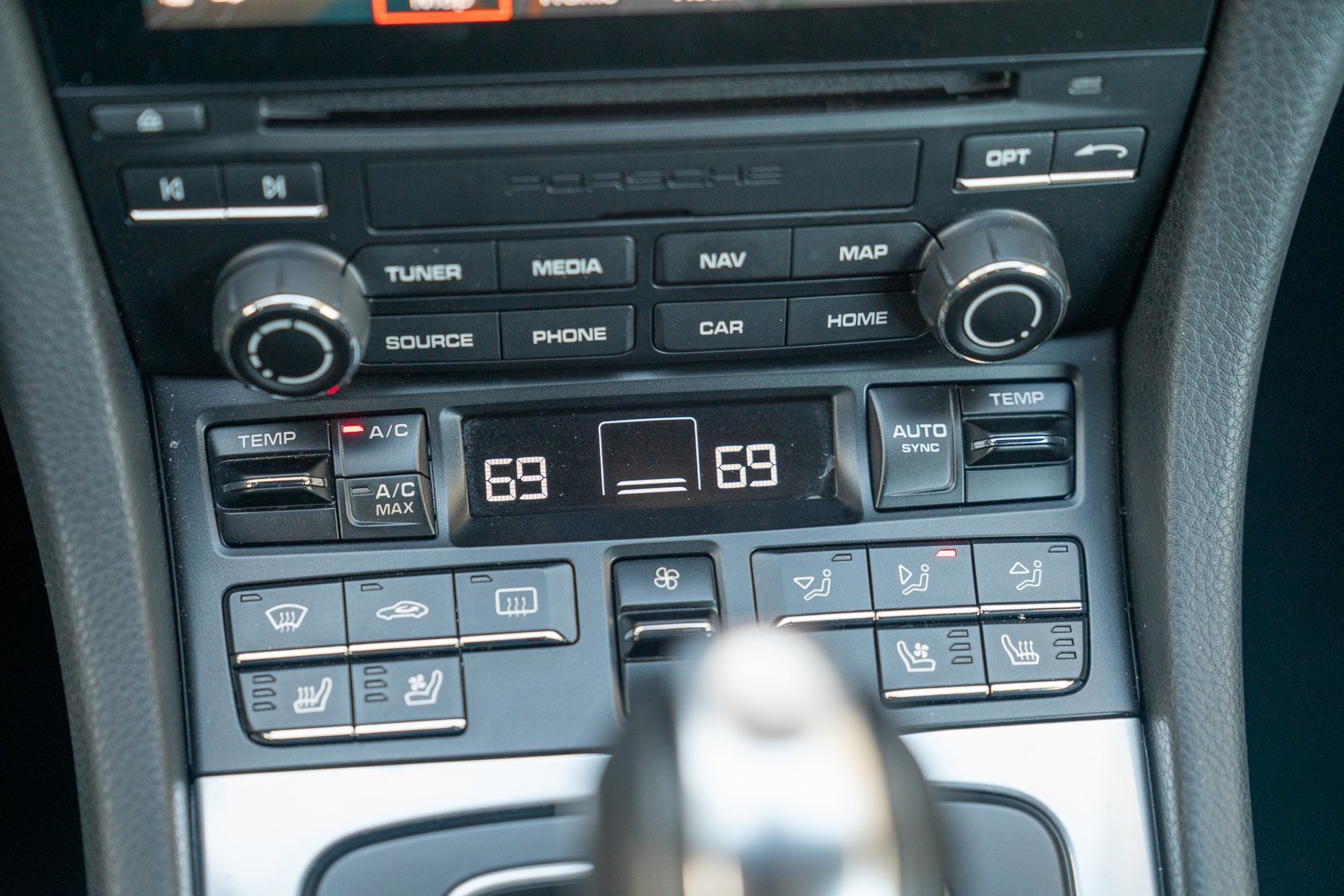 Used 2019 Porsche 718 Cayman S image 20