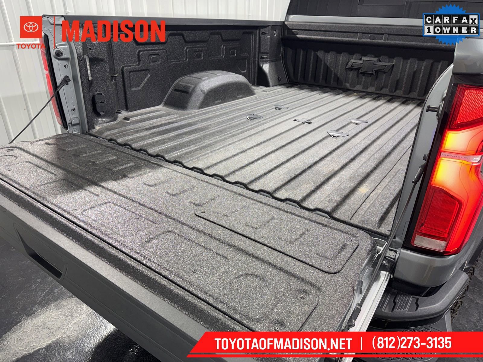 Used 2025 Chevrolet Silverado 2500 ZR2 w/ Technology Package image 41