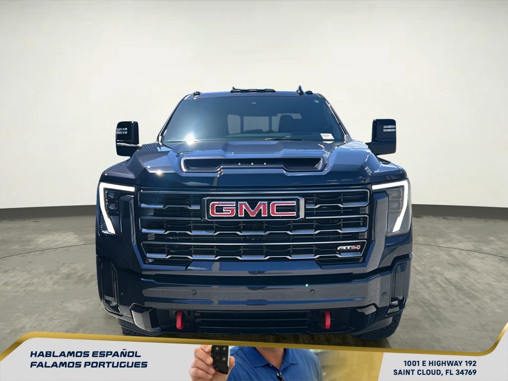 Used 2025 GMC Sierra 2500 AT4 w/ AT4 Premium Plus Package image 9