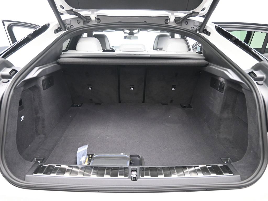 New 2026 BMW X6 M60i image 27