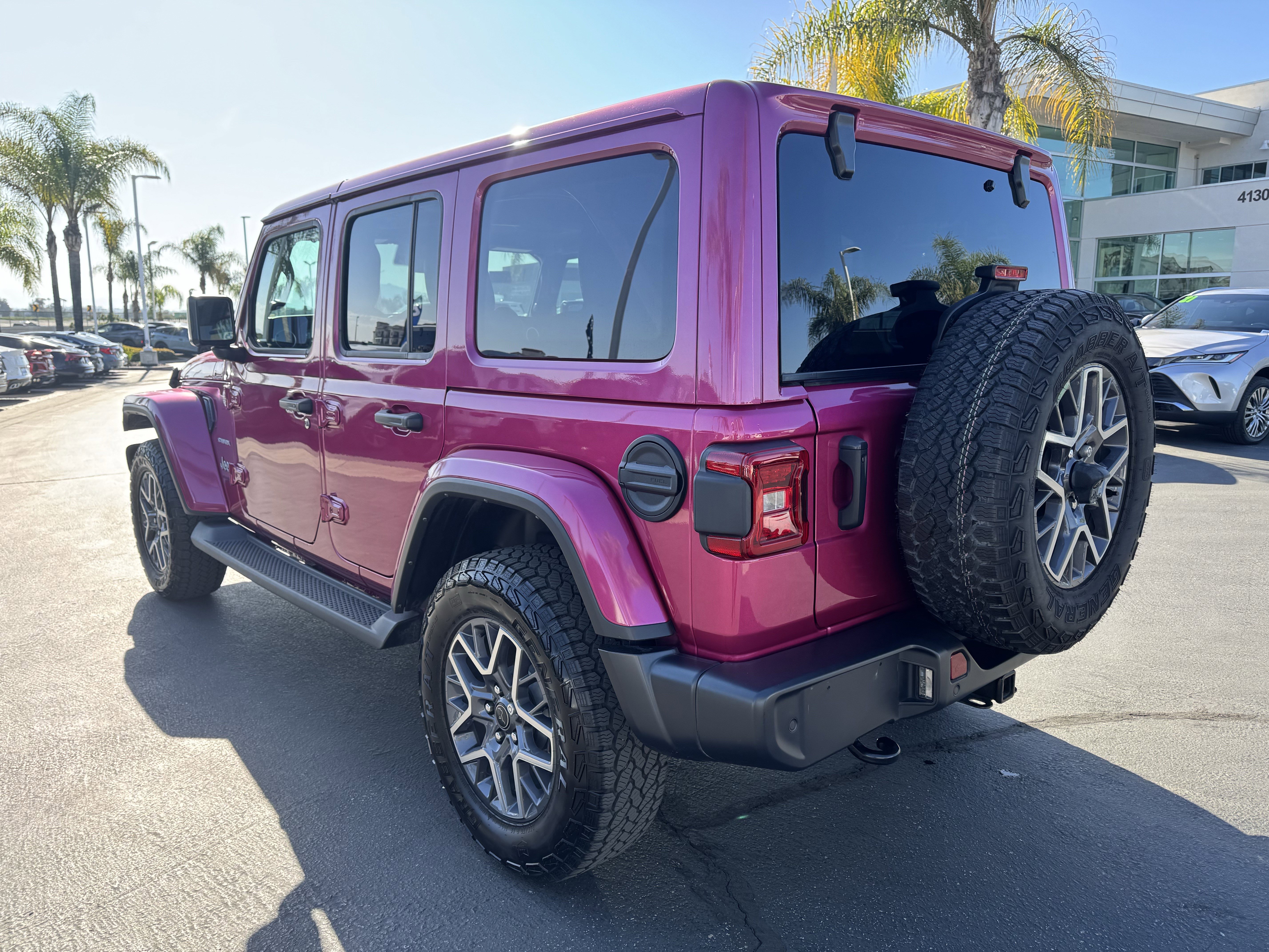 Used 2024 Jeep Wrangler Sahara w/ Safety Group image 8