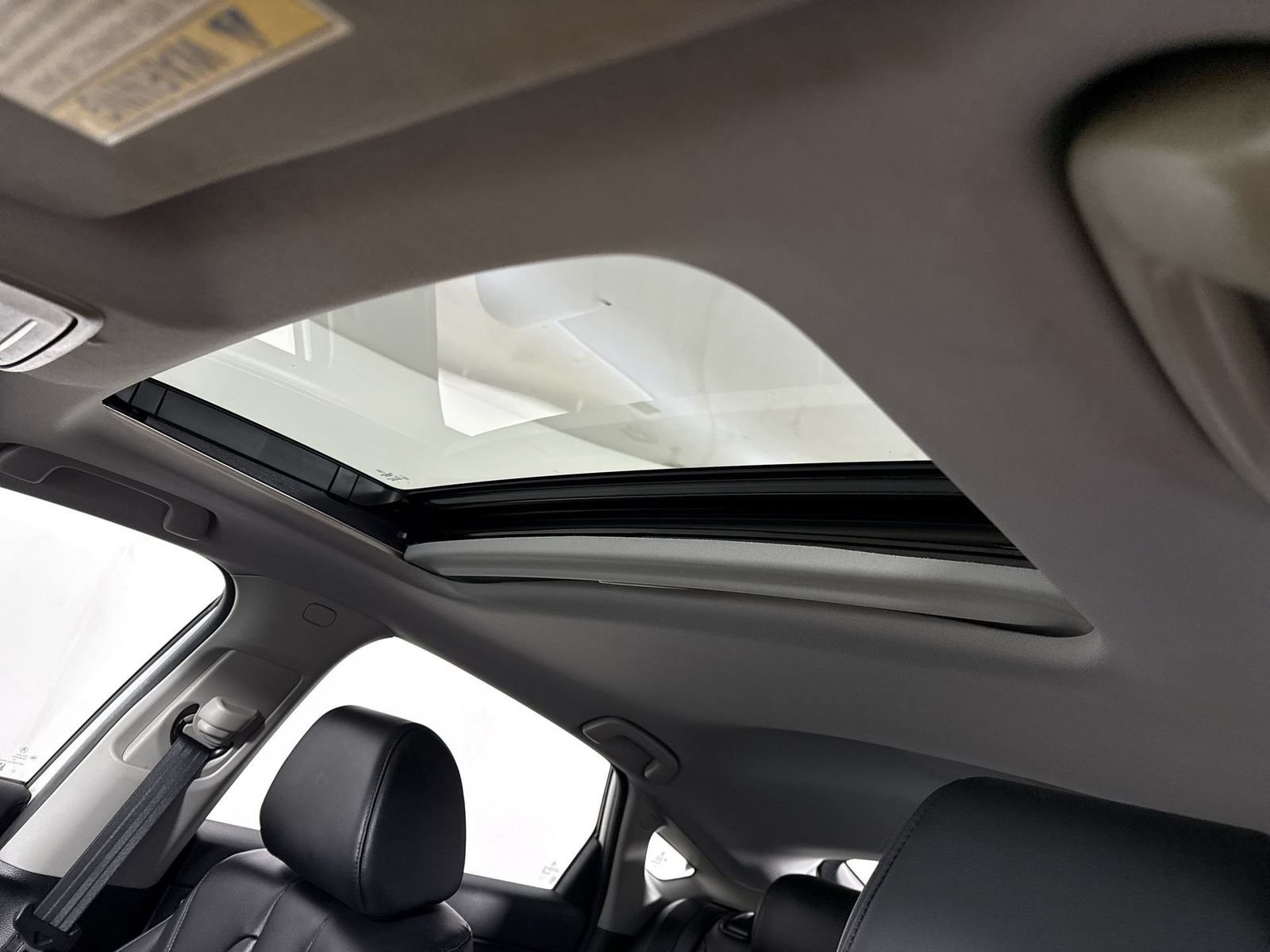 Certified 2024 Acura Integra FWD image 18