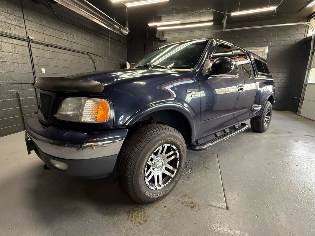 Used 2001 Ford F150 XLT AWD/4WD image 3